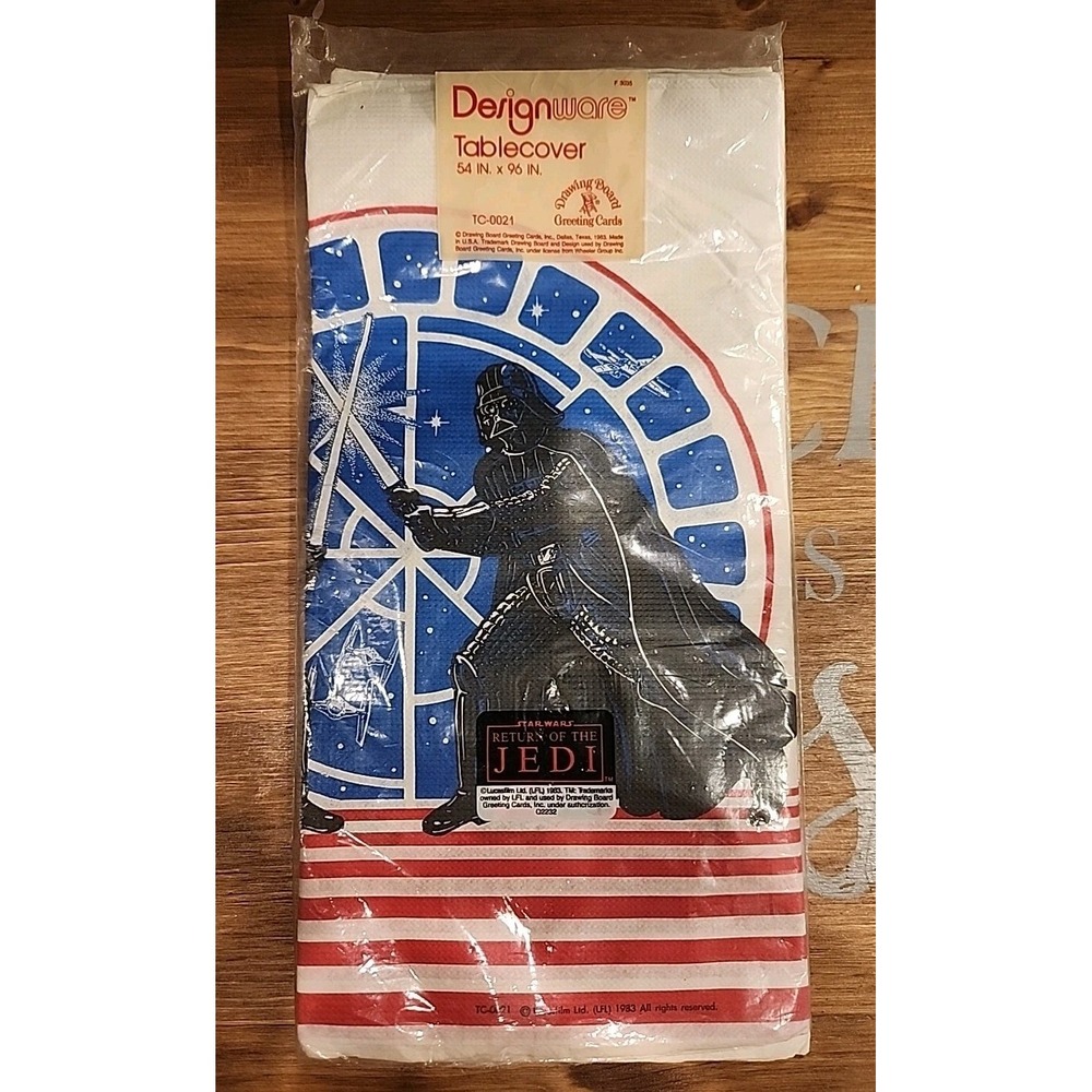 Vintage 1983 DesignWare Star Wars Return Of The Jedi Table cover 54"X96"